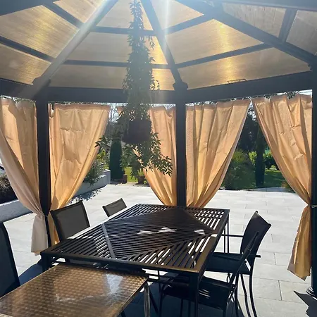 Villa Magnifique Avec Independant Et Parc Paysager, Havre De Paix En Perigord!